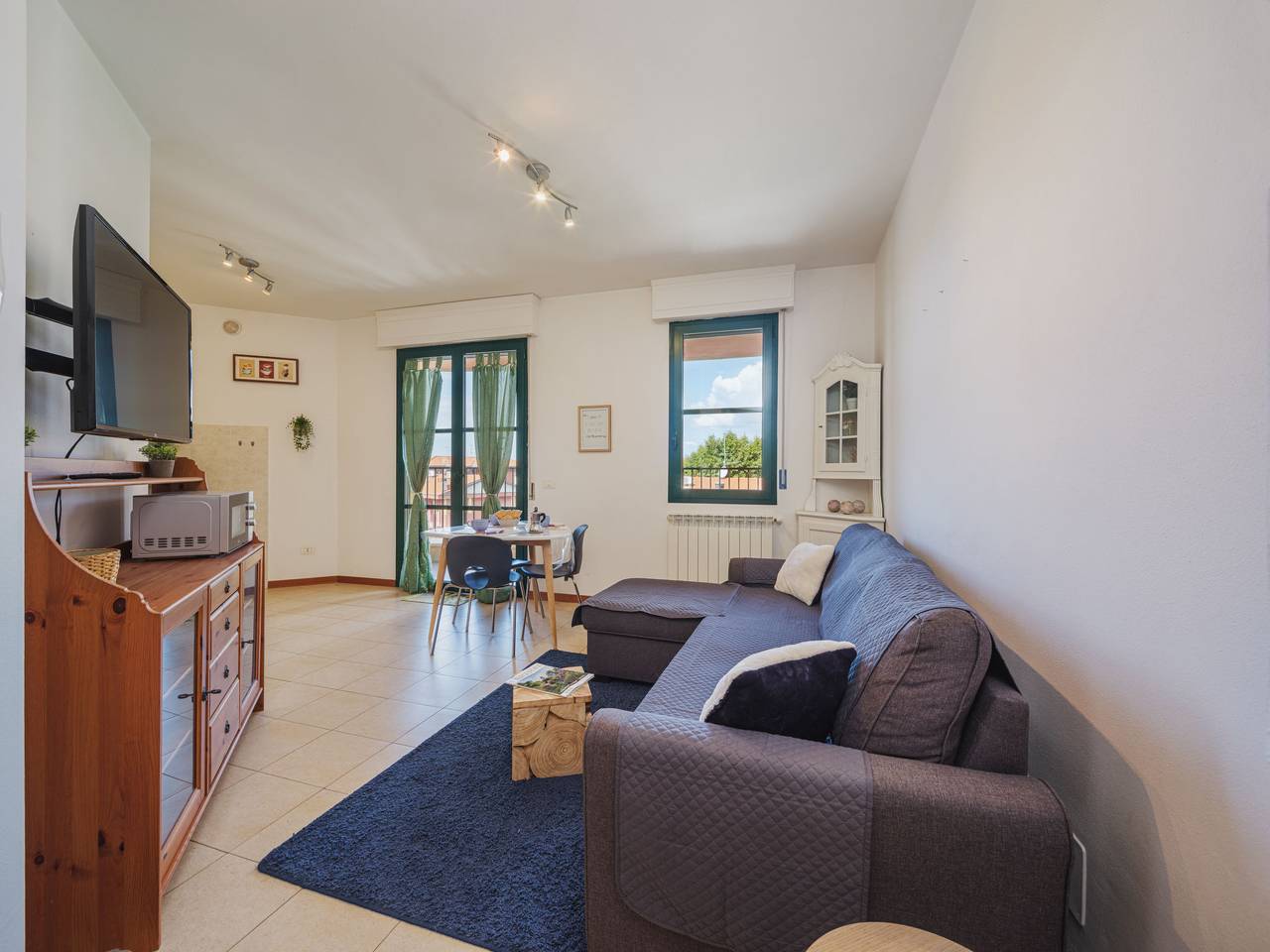 Entire apartment, Appartamento Pietrasanta in Pietrasanta, Italian Riviera