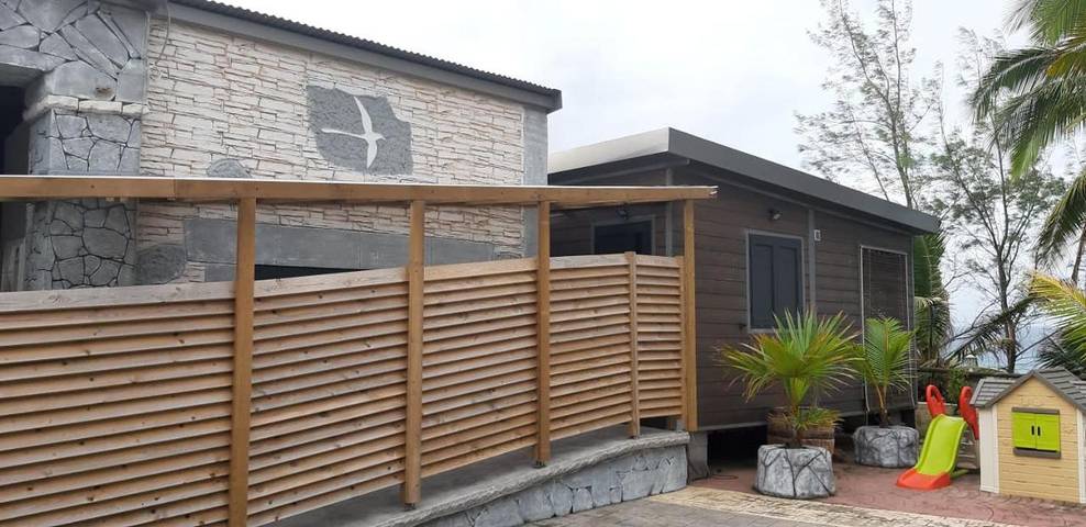 Location de vacances pour 4 personnes, avec balcon et jacuzzi dans Sainte-Anne (Reunion) - 2