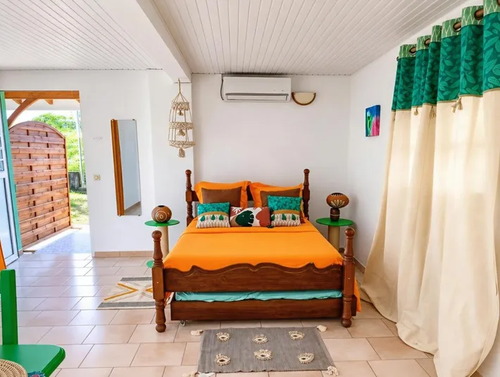 Apartamento de vacaciones para 4 personas, con terraza y jardín - 1