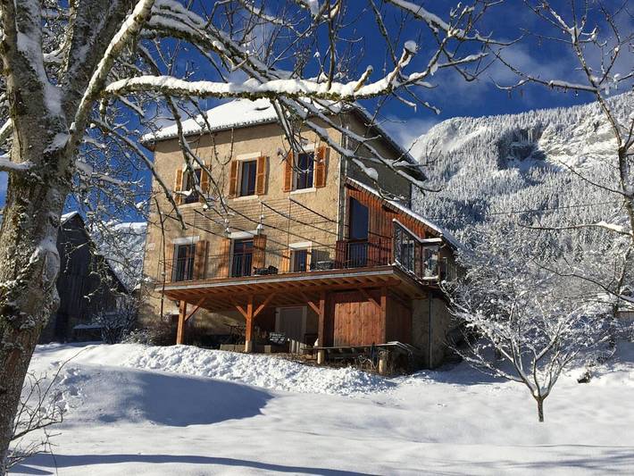 Location de vacances pour 2 personnes, avec jardin et vue à Saint-Pierre-d'Entremont - 2