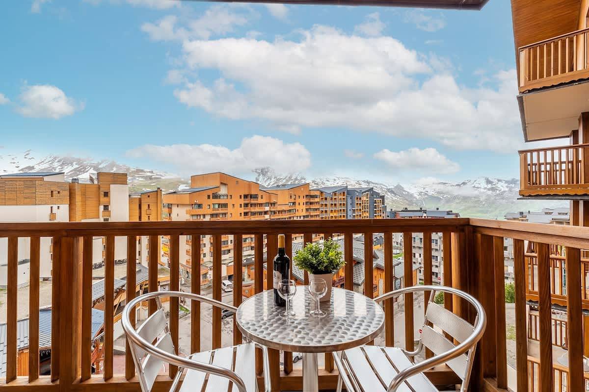 Entire apartment, Central Ski-In/Ski-Out with Views in Val Thorens, Les Trois Vallées