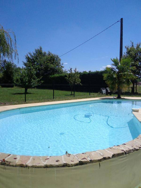 Location de vacances pour 4 personnes, avec piscine et jardin à Benquet - 3