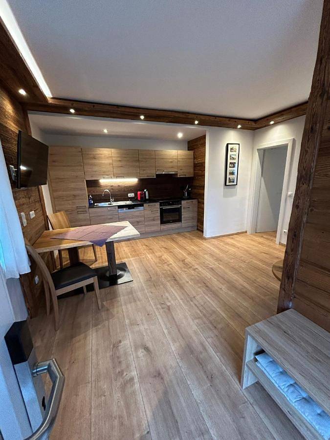 Ferienwohnung für 4 Personen, mit Seeblick und Garten sowie Ausblick in Sankt Wolfgang im Salzkammergut - 2