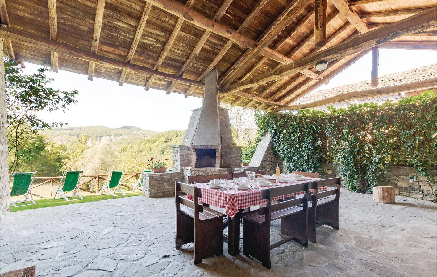 Vakantiehuis voor 12 personen met terras in Albareto, Apennijnen van Parma