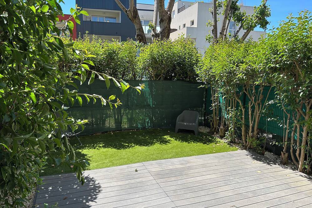 Entire apartment, Apartment with garden and jacuzzi! in Castelnau-le-Lez, Côte d'Améthyste