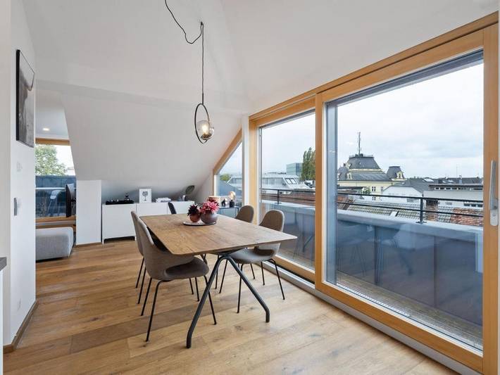 Ferienwohnung für 3 Personen, mit Balkon und Seeblick in Bregenz