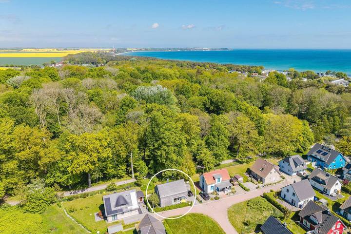 Ferienhaus für 6 Personen, mit Sauna und Garten in Breege - 2