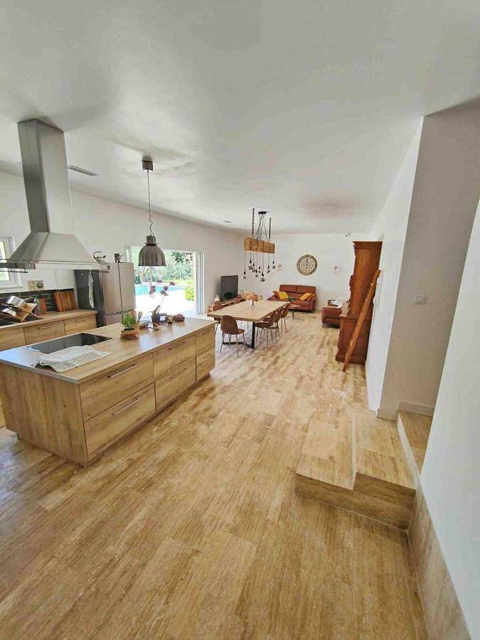 Location de vacances pour 12 personnes, avec jardin et piscine à Saint-Hilaire-d'Ozilhan - 2