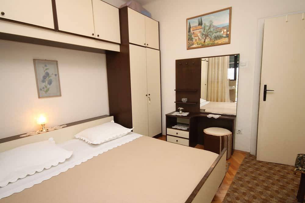 Ganze Wohnung, Studio Appartement am Strand Podgora, Makarska (As-6670-b) in Podgora, Makarska Riviera