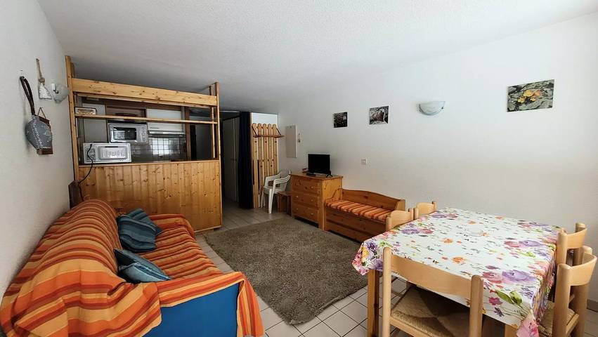 Entire studio, Studio - mountain corner in Bessans, Saint-Jean-de-Maurienne region