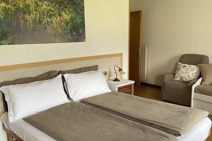 Vacation home with garden in Arco, Gardasee-Berge