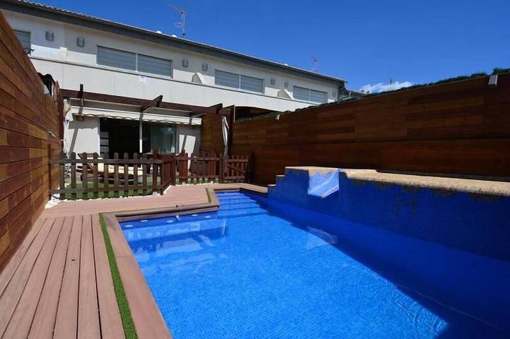 Casa de vacaciones para 7 personas, con jardín - 1