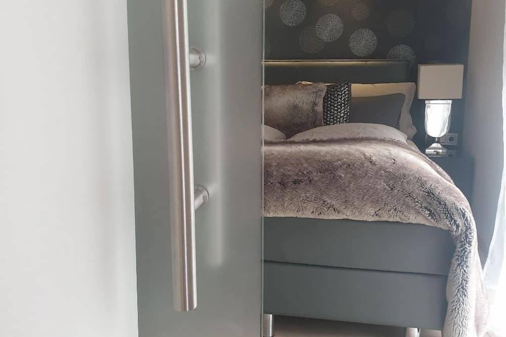 Ganze Wohnung, Exklusiv Appartement Rondo mit Balkon  und Hotelservice - Frühstück optional in Deidesheim, Pfälzer Rheinebene