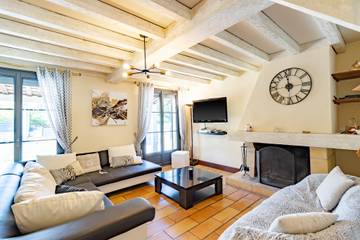 Maison De Vacances pour 12 Personnes dans Sarlat-la-Canéda, Dordogne, Photo 3