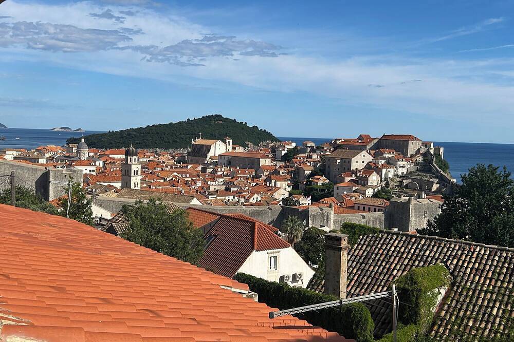 Holiday apartment in Grad Dubrovnik from £280 per night