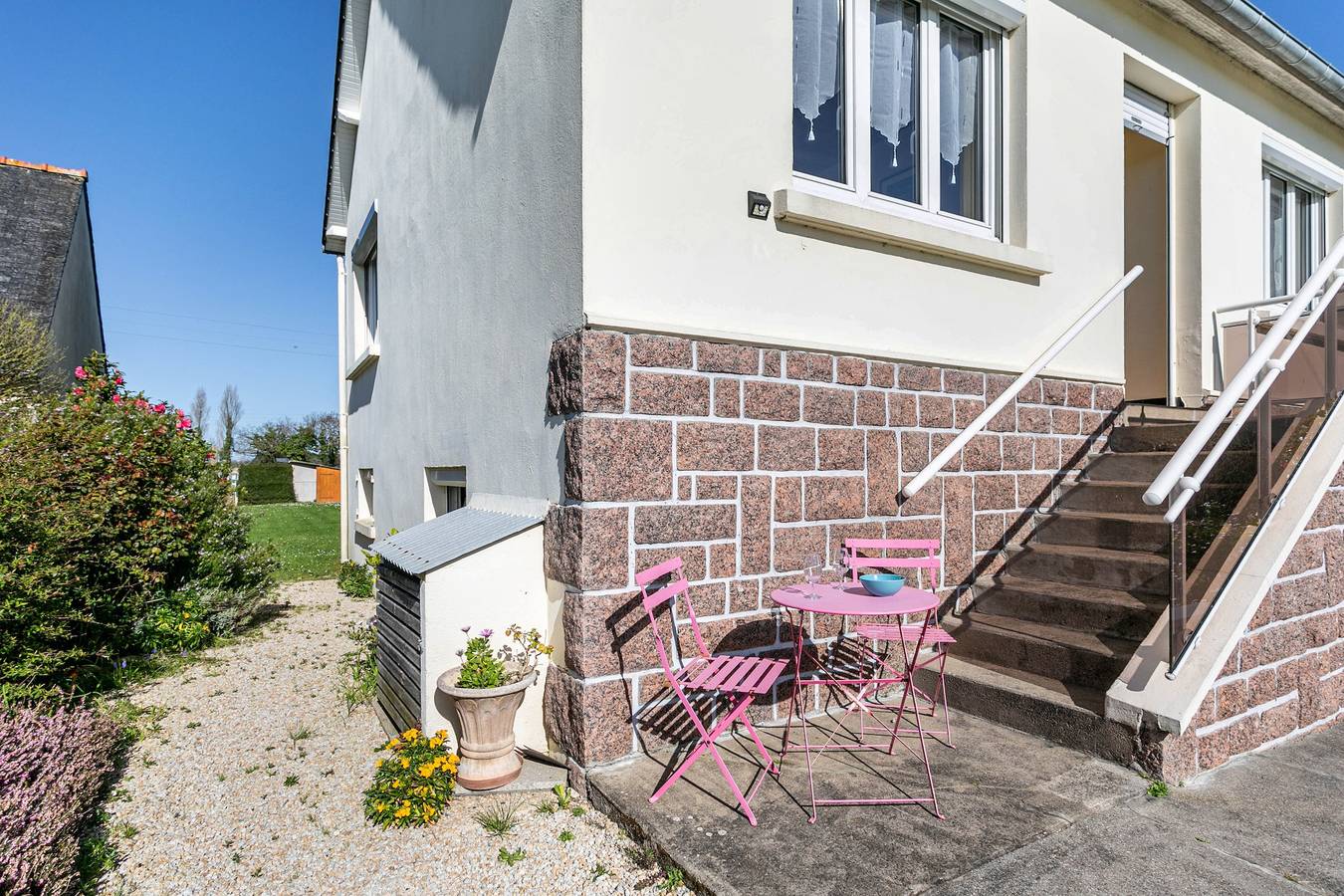 Maison de vacances « Ty Guillou » avec jardin privé et Wi-Fi in Plouguiel, Côte de Granit Rose