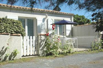 Gîte pour 2 personnes, avec terrasse à Le Château-d'Oléron