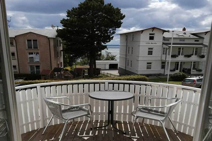 Villa für 3 Personen, mit Balkon auf Rügen