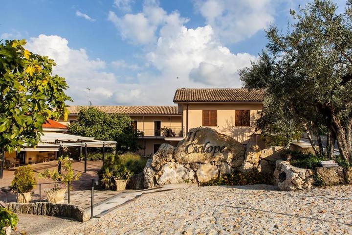 Appartamento per 3 persone, con Terrazza e Idromassaggio nonché Giardino e Panorama a Arpino