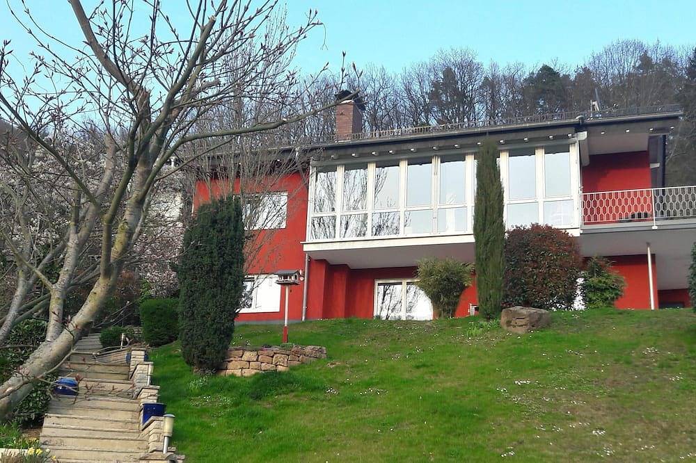 Apartamento entero, Precioso apartamento Casa Rossa en Neckarsteinach am Neckar. in Neckarsteinach, Bergstraße