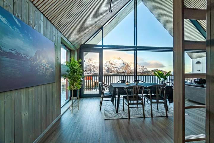 Gîte pour 13 personnes, avec vue et balcon dans Henningsvær - 2