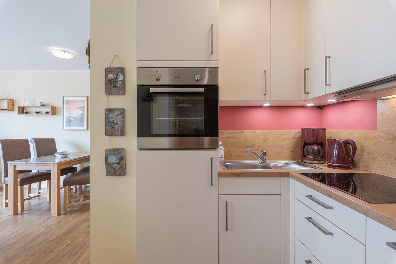 Ganze Wohnung, Moderne Ferienwohnung Villa Strandvogt We 15 mit Balkon in Börgerende in Börgerende, Börgerende-Rethwisch