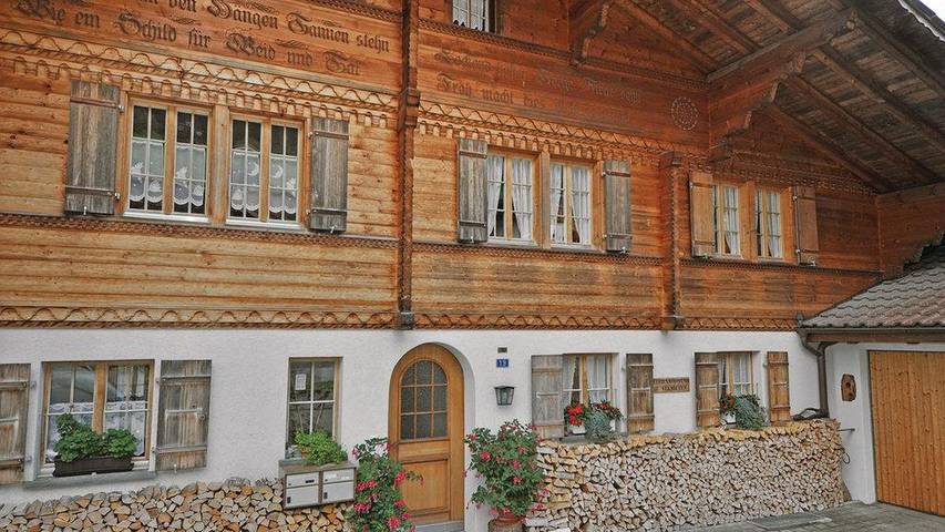 Ferienwohnung für 2 Personen, mit Balkon in Frutigen