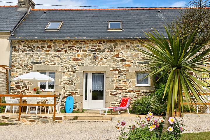 Gîte pour 4 personnes, avec terrasse et jardin