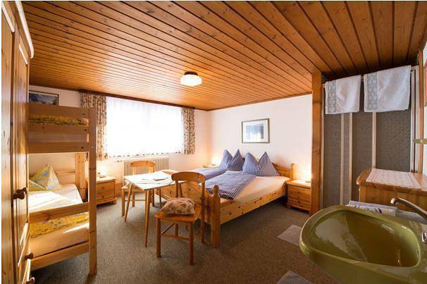 Nr 2 Doppel/Dreibettzimmer mit Dusche in Annaberg-Lungötz, Tennengau