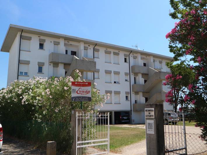 Ferienwohnung für 7 Personen, mit Garten in Lignano Sabbiadoro - 2