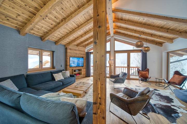 Location de vacances pour 12 personnes, avec jacuzzi ainsi que jardin et sauna à Zell am See - 4