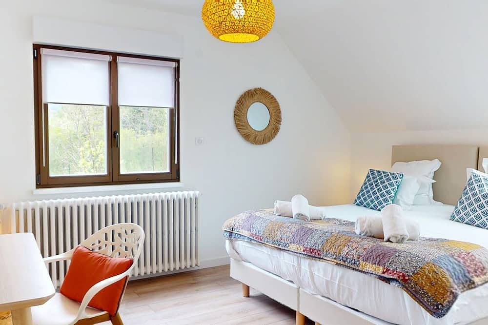 Entire apartment, Gite du Holzweg Les Ecureuils in Mittelbergheim, Sélestat-Erstein region