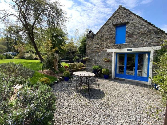 Gîte pour 2 personnes, avec piscine ainsi que vue et jardin, animaux acceptés à Sizun - 2