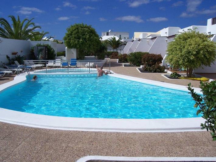 Apartamento de vacaciones para 3 personas, con Terraza y Jardín además de Piscina y Vistas en Puerto del Carmen