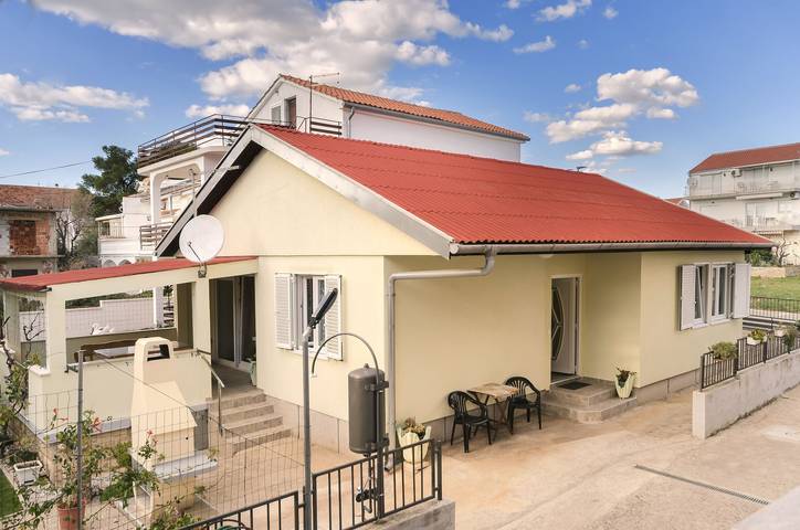 Ferienhaus für 4 Personen, mit Ausblick und Garten - 1