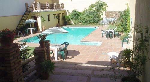 Apartamento, con Terraza además de Jardín y Piscina en Lanjarón