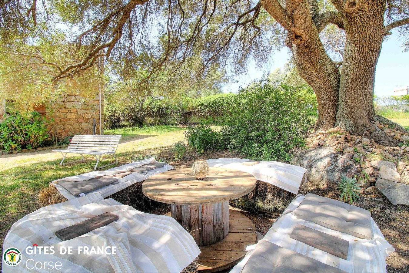 Gîte pour 4 personnes avec jardin in Serra-di-Ferro, Région d'Ajaccio