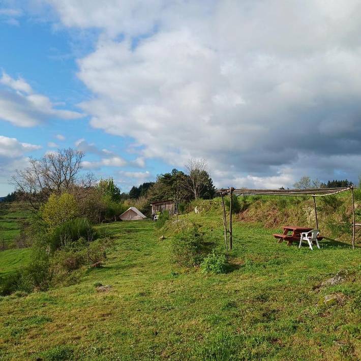 Location de vacances pour 2 personnes, avec jardin à Gluiras - 3