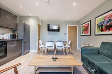 Apartment for 8 People in Liverpool, Merseyside, Photo 3