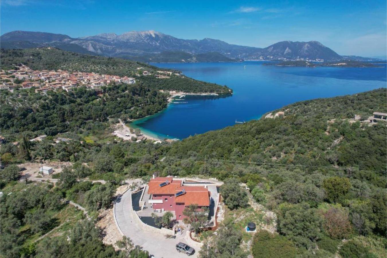 Villa 'Adaman  2' with Private Pool, Wi-Fi and Air Conditioning in Meganisi