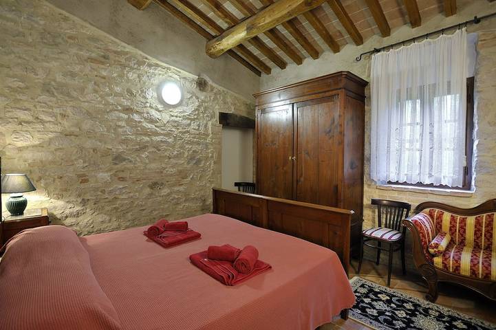 Location de vacances pour 4 personnes, avec piscine et jardin à Corciano - 2