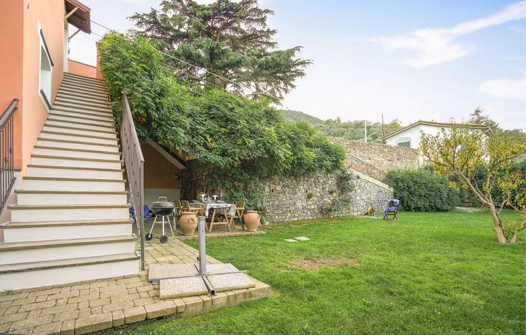 Location de vacances pour 7 personnes, avec jardin, adapté aux familles à Albenga - 4