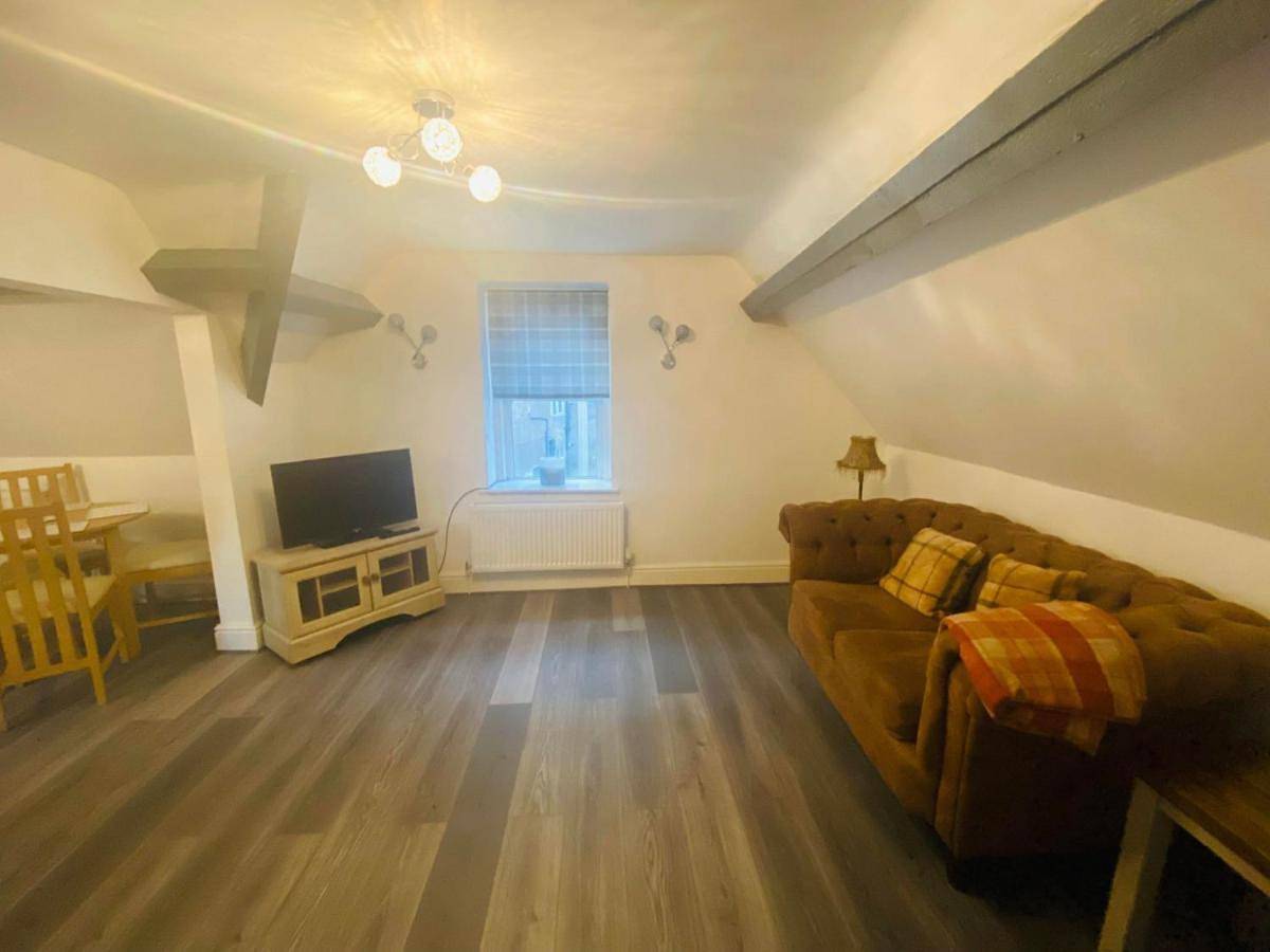 Entire apartment, Two-Bedroom Apartment in Llandudno, Conwy region