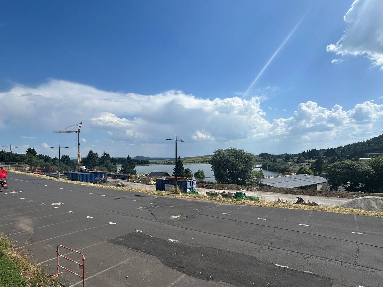 Studio entier, Studio au pied des pistes avec parking gratuit in Super Besse, Besse-et-Saint-Anastaise