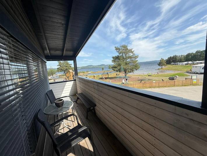 Camping for 3 personer, med terrasse i Innlandet