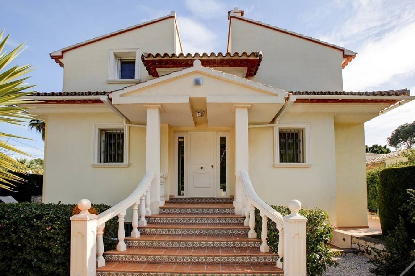 Villa "Angelina Del Mar" con piscina privada, balcón y Wi-Fi in Dénia, Costa Blanca