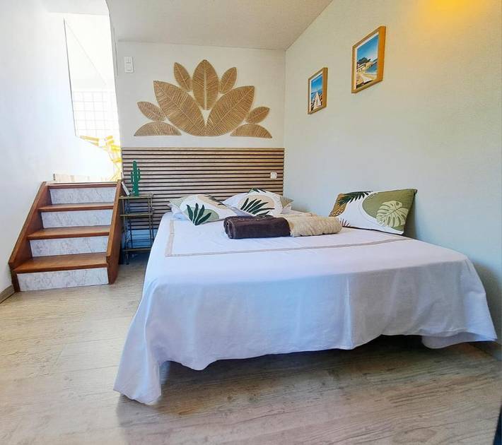 Gîte pour 2 personnes, avec terrasse et vue dans Plage Coupereau - 3