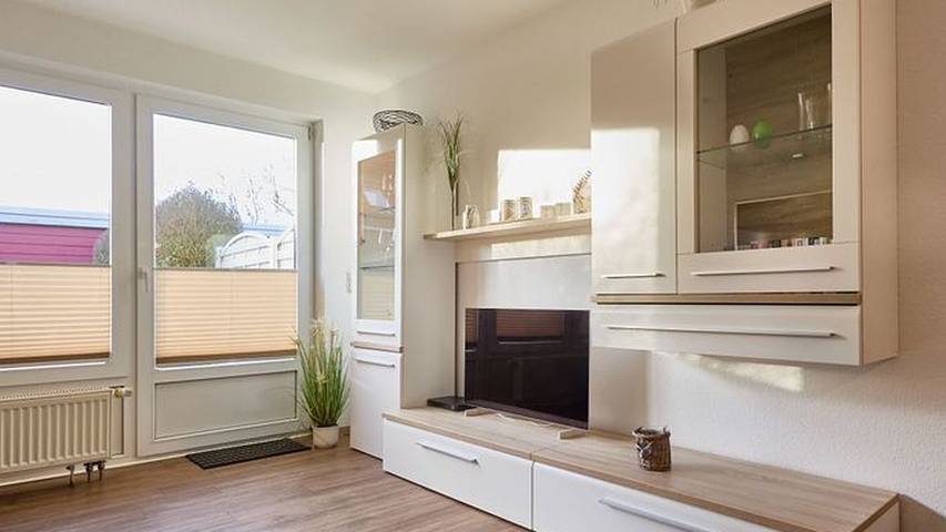 Strandhaus für 4 Personen, mit Garten in Döse - 2