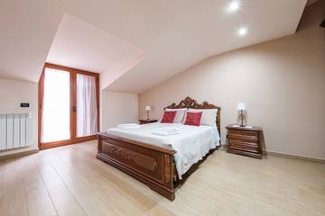Gîte pour 7 personnes, avec balcon à Francavilla di Sicilia