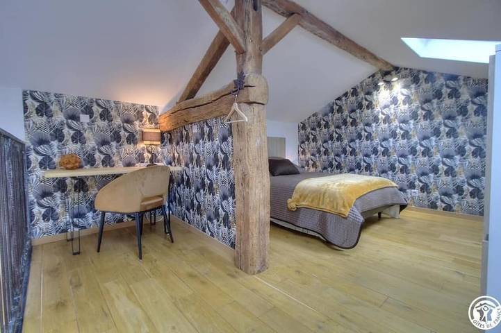 Location de vacances pour 3 personnes, avec jardin et piscine à Saint-Didier-sur-Chalaronne - 3